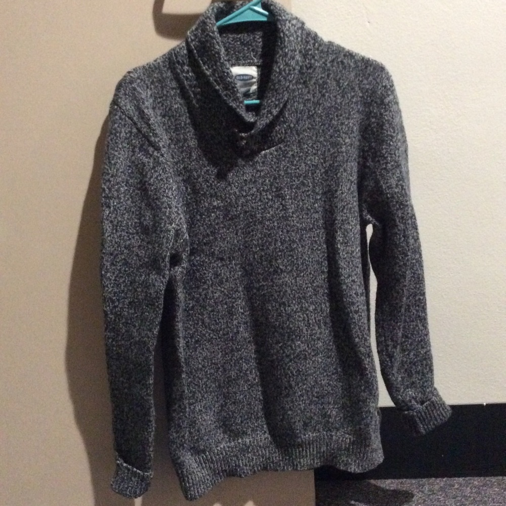 Old Navy wool sweater size M Medium
